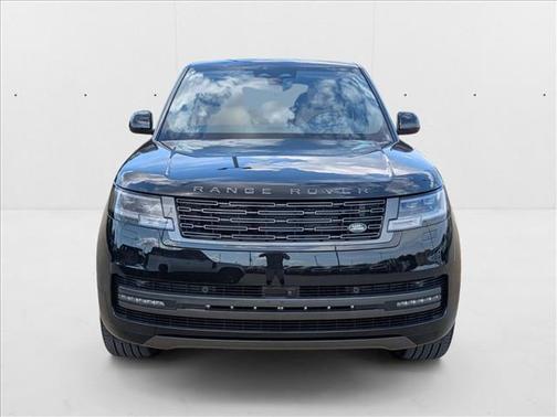 2025 Land Rover Range Rover P400 SE 7 Seat