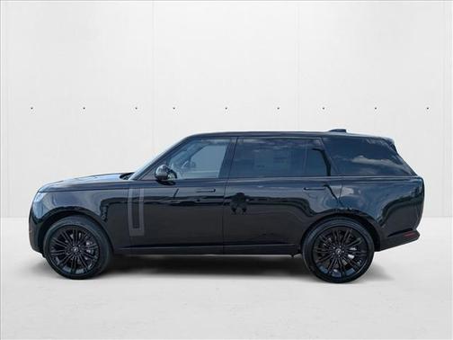 2025 Land Rover Range Rover P400 SE 7 Seat