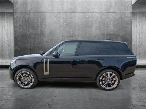 2025 Land Rover Range Rover P530 SE