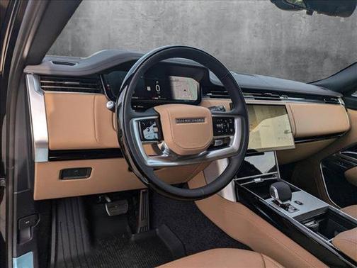 2025 Land Rover Range Rover P530 SE