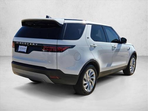2025 Land Rover Discovery P300 S