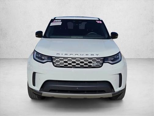 2025 Land Rover Discovery P300 S