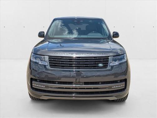 2025 Land Rover Range Rover P530 SE 7 Seat