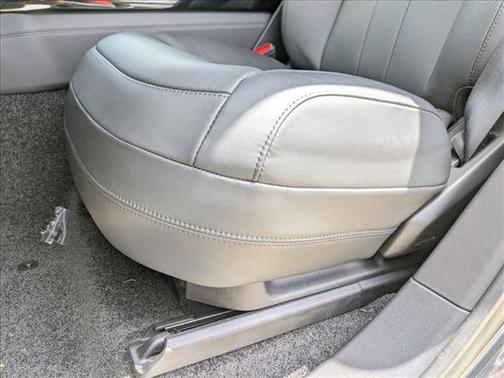 2025 Land Rover Range Rover P530 SE 7 Seat