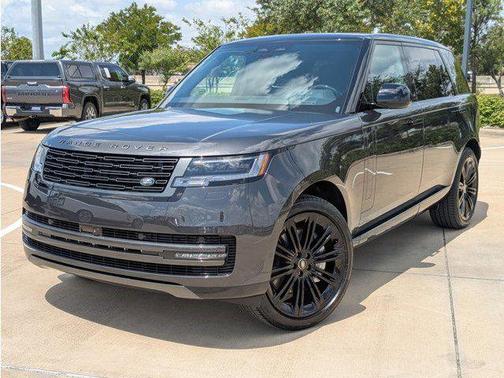 2025 Land Rover Range Rover P530 SE 7 Seat