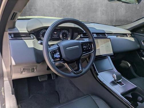 2026 Land Rover Range Rover Velar P250 SE R-Dynamic