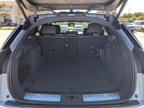 2025 Land Rover Range Rover Velar P400 Dynamic SE