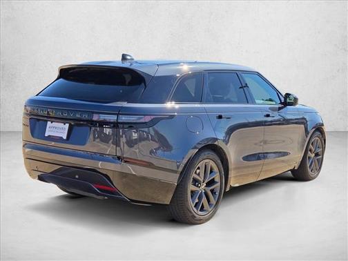 2026 Land Rover Range Rover Velar P250 SE R-Dynamic