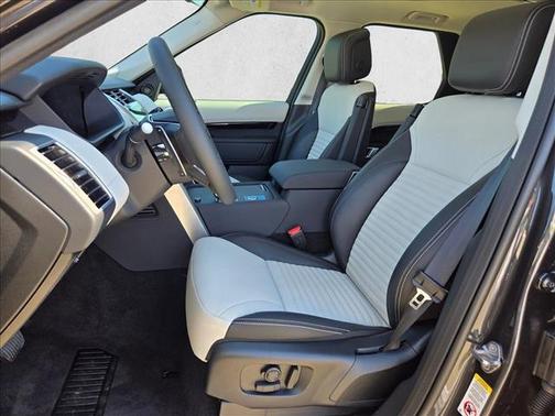 2026 Land Rover Discovery S