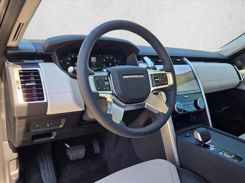 2026 Land Rover Discovery S