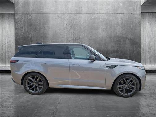 2024 Land Rover Range Rover Sport SE