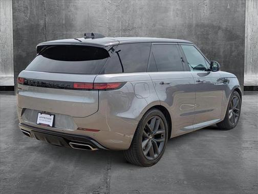2024 Land Rover Range Rover Sport SE
