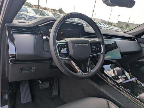 2025 Land Rover Range Rover Sport SE