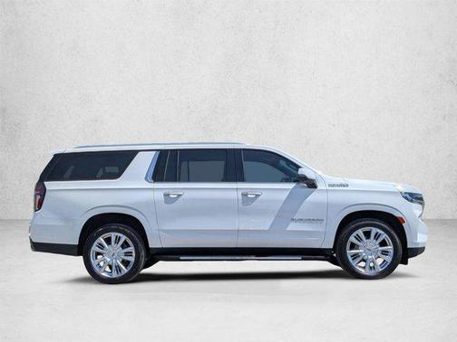 Summit White 2022 Chevrolet Suburban 2WD High Country