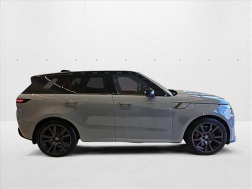 2025 Land Rover Range Rover Sport P635 SV Edition Two