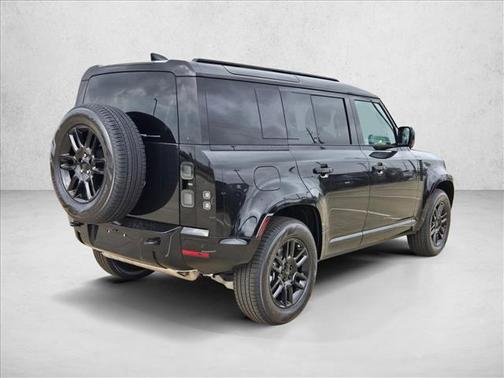 Santorini Black Metallic 2026 Land Rover Defender P400 X-Dynamic SE