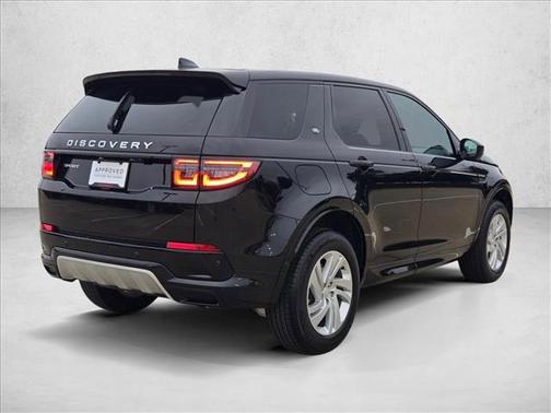 Santorini Black Metallic 2025 Land Rover Discovery Sport S
