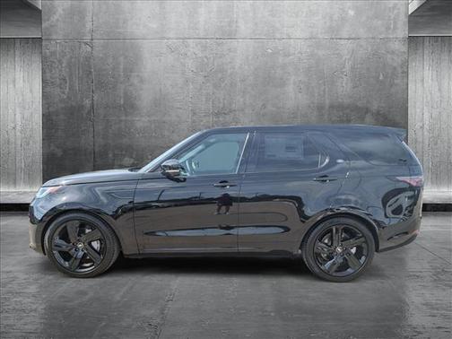 2025 Land Rover Discovery P300 Dynamic SE