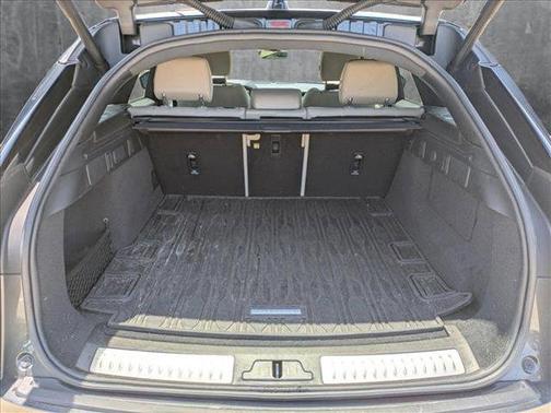 2023 Land Rover Range Rover Velar P250 S R-Dynamic