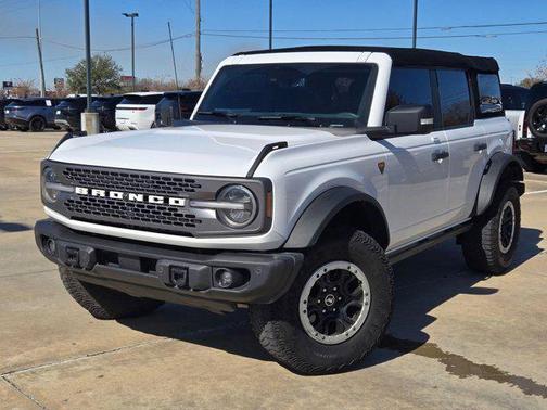 2023 Ford Bronco Badlands