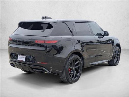 2024 Land Rover Range Rover Sport SE