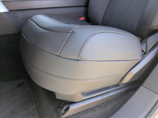 2025 Land Rover Range Rover P400 SE 7 Seat