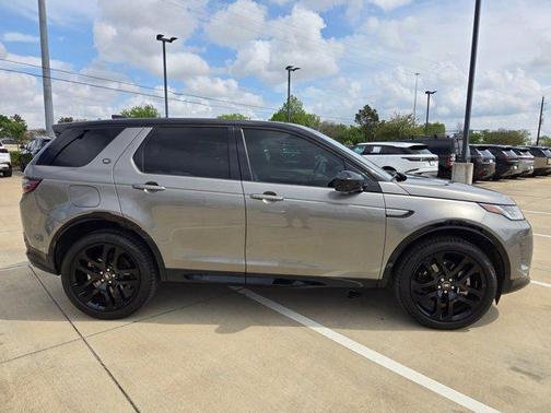 Fuji White 2026 Land Rover Range Rover Velar P250 S