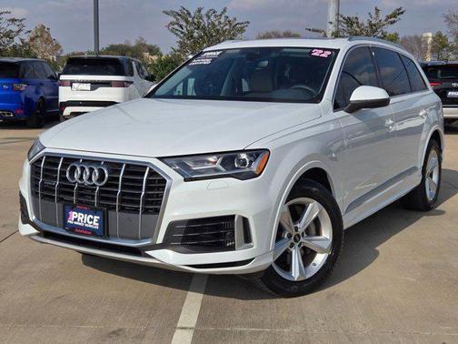 2022 Audi Q7 55 Premium