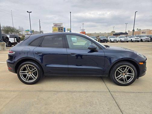 2019 Porsche Macan AWD