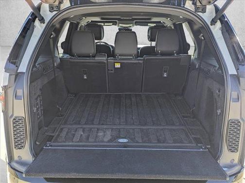 2023 Land Rover Discovery P360 S R-Dynamic