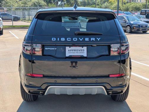 2025 Land Rover Discovery Sport S