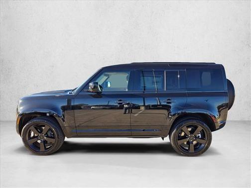 2026 Land Rover Defender P400 X-Dynamic SE