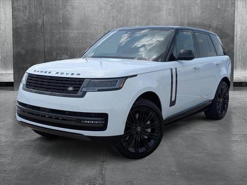 2025 Land Rover Range Rover P530 SE