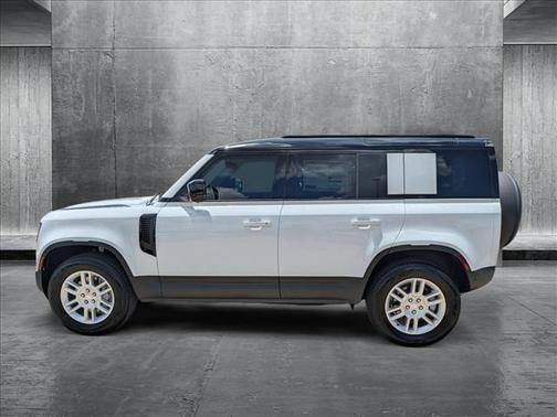 2025 Land Rover Defender 110 P300