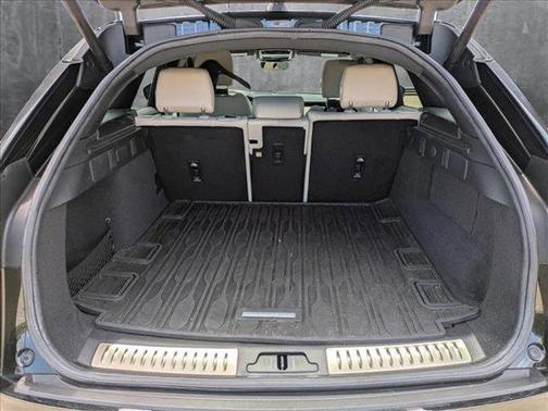 2022 Land Rover Range Rover Velar P250 S R-Dynamic