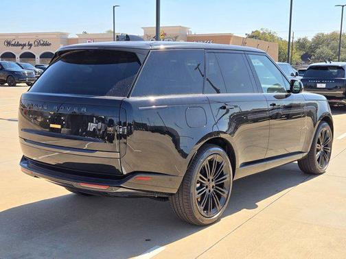 2026 Land Rover Range Rover P400 SE