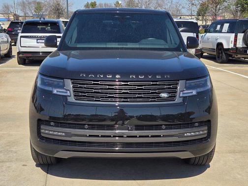 2026 Land Rover Range Rover P400 SE