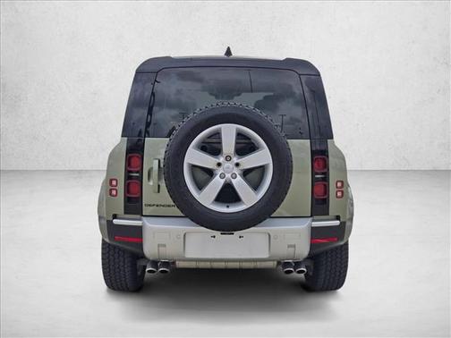 2024 Land Rover Defender 110 P500 SE