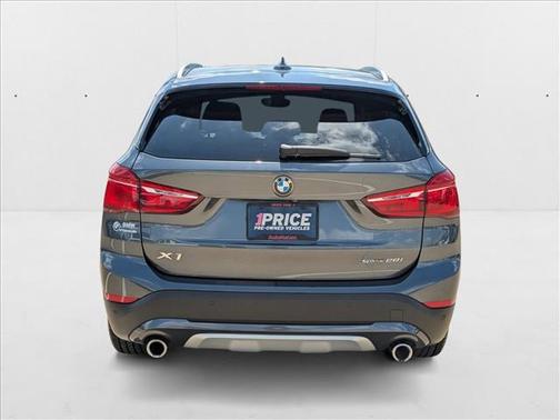 2022 BMW X1 sDrive28i