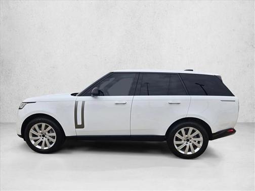 Fuji White 2026 Land Rover Range Rover P400 SE