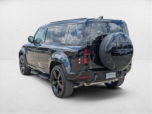 2025 Land Rover Defender 110 P400 X-Dynamic SE