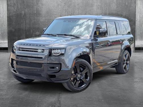 2025 Land Rover Defender 130 P400 X-Dynamic SE