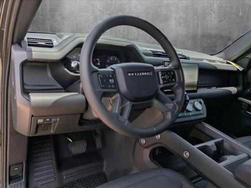 2025 Land Rover Defender 130 P400 X-Dynamic SE