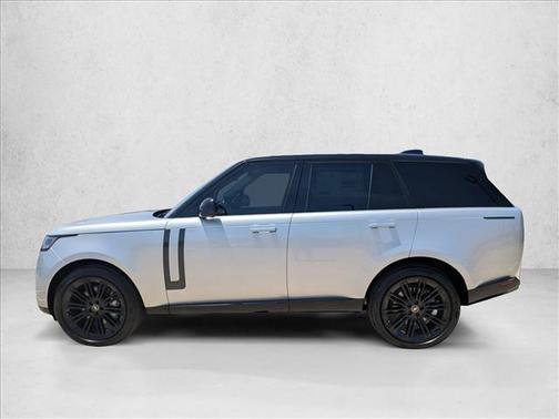2025 Land Rover Range Rover P530 SE