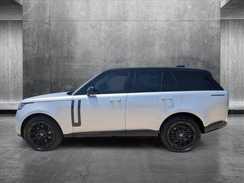2025 Land Rover Range Rover P530 SE
