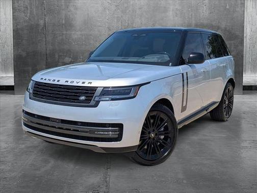 2025 Land Rover Range Rover P530 SE