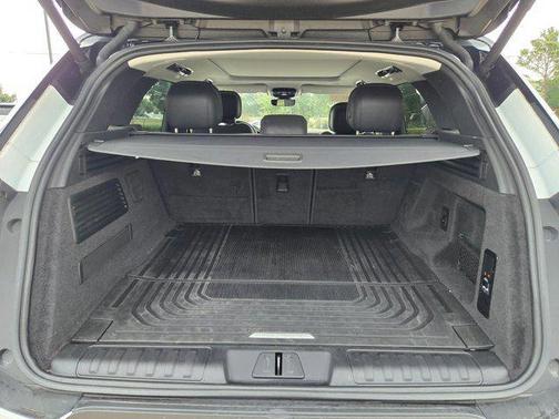 Fuji White [White] 2023 Land Rover Range Rover Sport SE