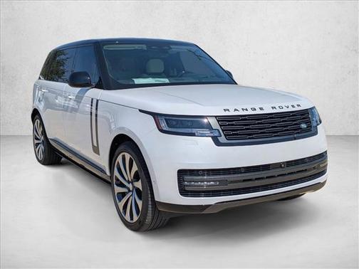 2025 Land Rover Range Rover P530 SE 7 Seat