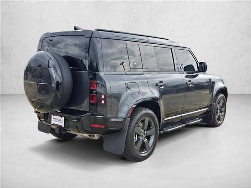 Carpathian Grey Premium Metallic 2024 Land Rover Defender 110 P400 X-Dynamic SE