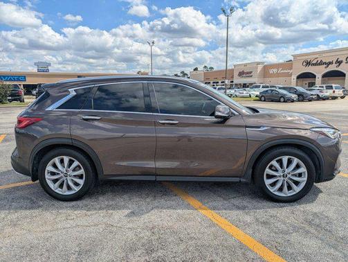 2019 INFINITI QX50 ESSENTIAL